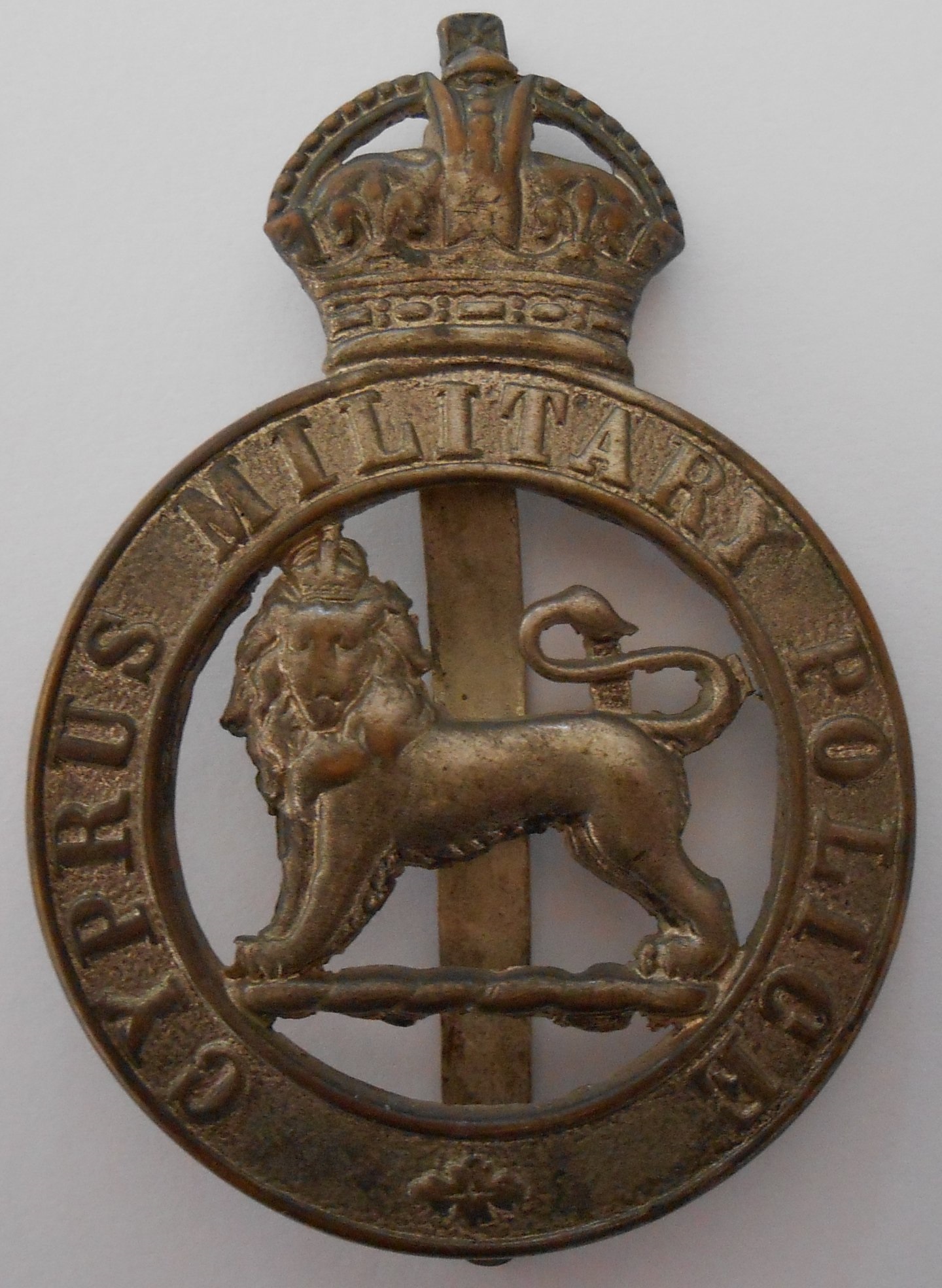 1923 cap badge