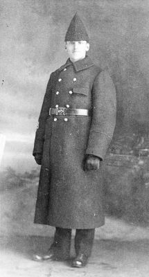 CALGARY POLICE WINTER UNIFORM ABOUT 1920
This is a woolen overcoat.  Prior to this we wore a 'Buffalo coat' that was made from the hide.
Keywords: CALGARY