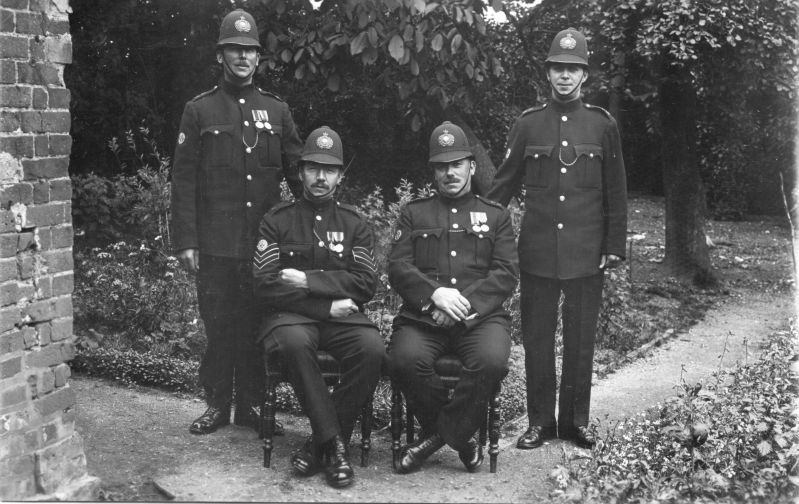 CAMBRIDGESHIRE CONSTABULARY, TRUMPINGTON Circa 1920
Back of the photo says that these officers patrolled Trumpington and Granchester in the 1920's.
Photo taken next to the Coach and Horses pub in Trumpington.
