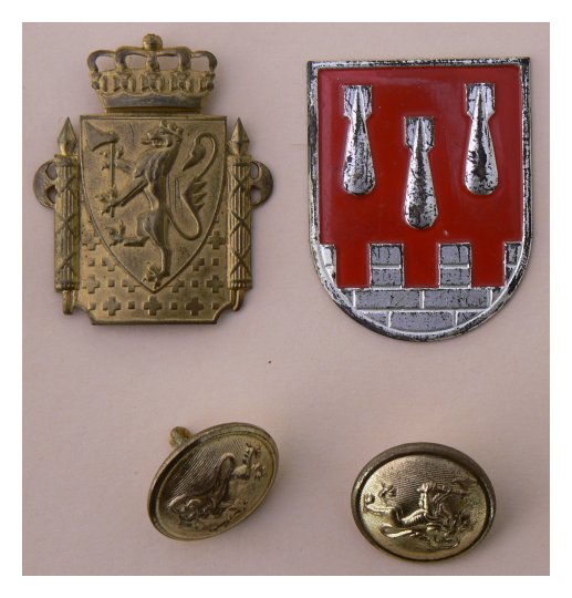 Norwegian Police badges and buttons (R710)