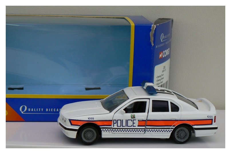 Corgi BMW 525 Hampshire Police (Ref V004) Corgi BMW 525 Hampshire Police (Ref V004)